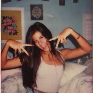 Meet your Posher, Ella